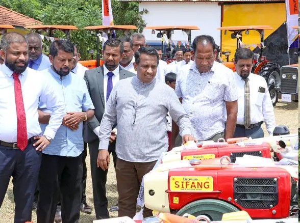 මිලියන 150ක නවීන යන්ත්‍රෝපකරණ සමඟ හලාවත වැවිලි සමාගම නව යුගයකට 
