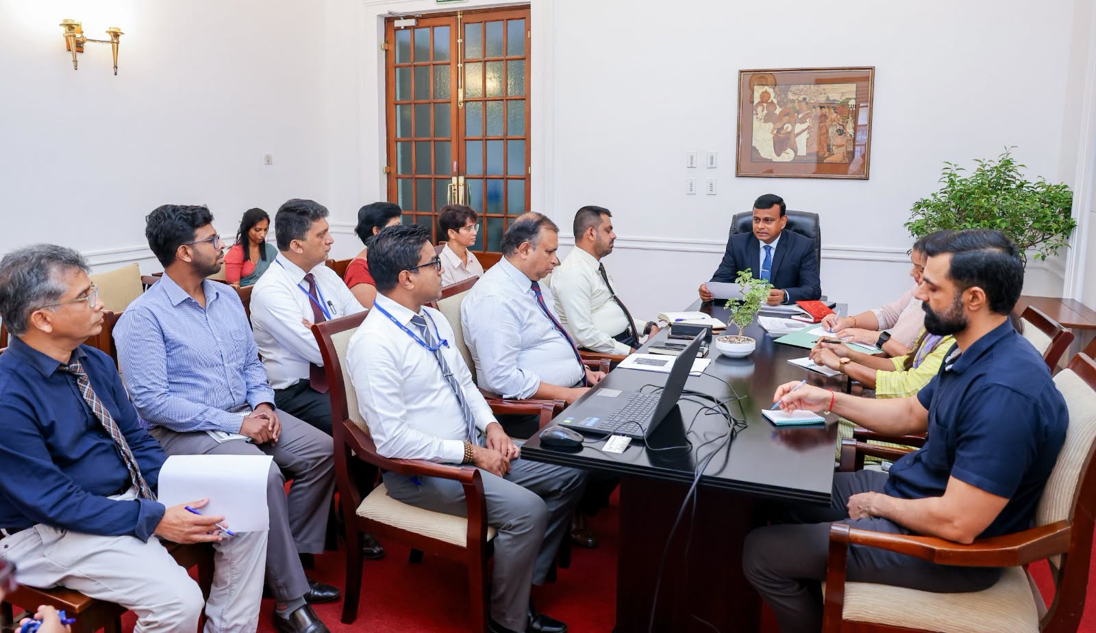 අනුරාධපුර පූජා භූමි සංවර්ධන සැලැස්ම පිළිබඳ සාකච්ඡාවක්