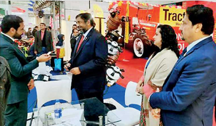 Lankan envoy in Pakistan attends Expo – Engineering and Healthcare Show in Lahore 