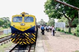 යාල්දේවී දුම්රිය නැවත ධාවනය ආරම්භ කරයි 