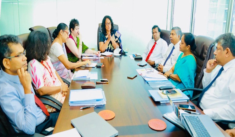 කෘත්‍රිම බුද්ධිය භාවිතයේ දී පවතින අභියෝග ගැන අගමැතිය සාකච්ඡාවක