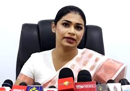 හිරුණිකාත් කළකිරී සජබයේ වගකීම්වලින් ඉවත් වෙයි