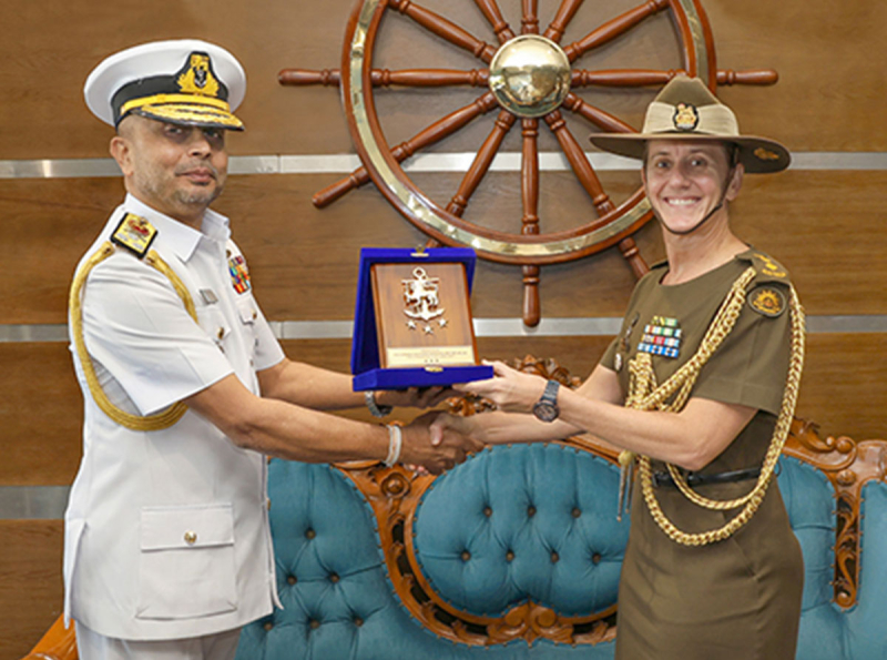 Defence Adviser to Australian High Commission in Colombo calls on Commander of the Navy 