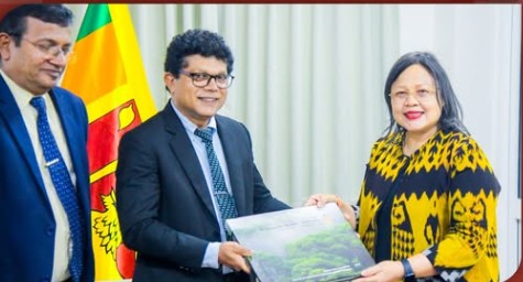 ඉන්දුනීසියානු ජනරජයේ තානාපතිනි පරිසර අමාත්‍යවරයා හමුවේ