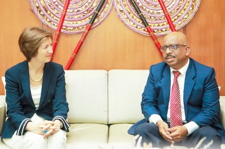 ශ්‍රී ලංකාවේ ස්විට්සර්ලන්ත තානාපතිනි සහ ක්‍රීඩා ඇමැති අතර සාකච්ඡාවක් 