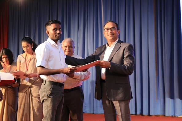 පාක්‍ෂිකයින්ට පමණක් රැකියා දෙන සංස්කෘතිය වත්මන් රජය අවසන් කළා.