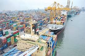 කොළඹ වරාය 2025 පළමු මාස 08 තුළ රු. බි. 32 ක ශුද්ධ ලාභයක් උපයයි