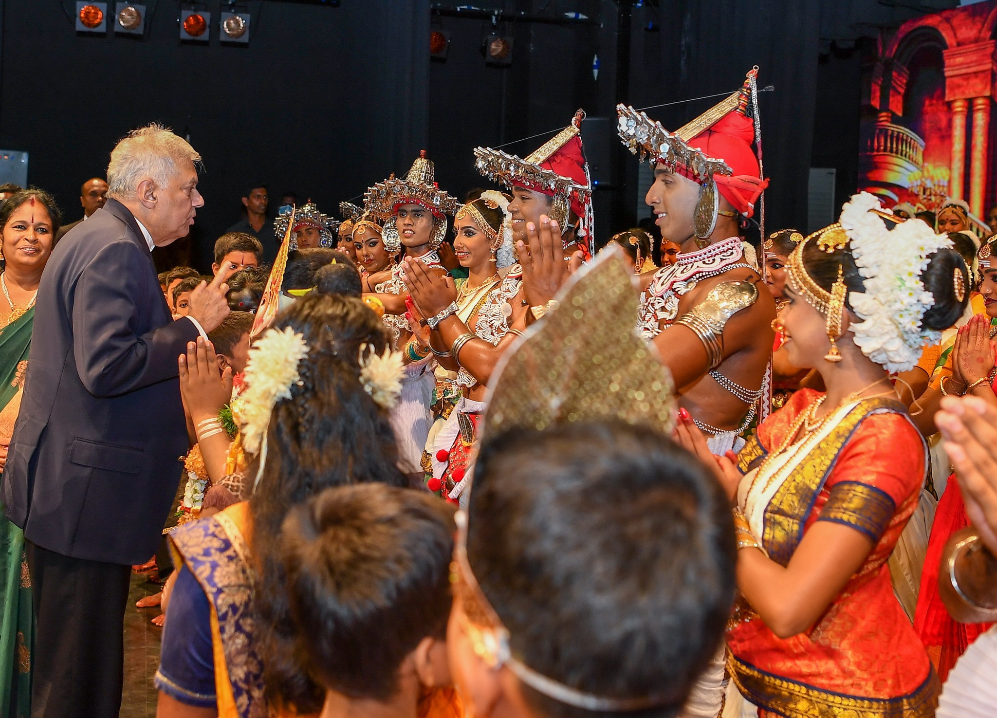 සංස්කෘතිය, සංහිඳියාවේත් සංවර්ධනයේත් පාලමයි