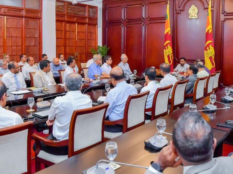 ජනපති සහ අපනයන කර්මාන්තයට සම්බන්ධ සියලු පාර්ශ්ව අතර සාකච්ඡාවක් 