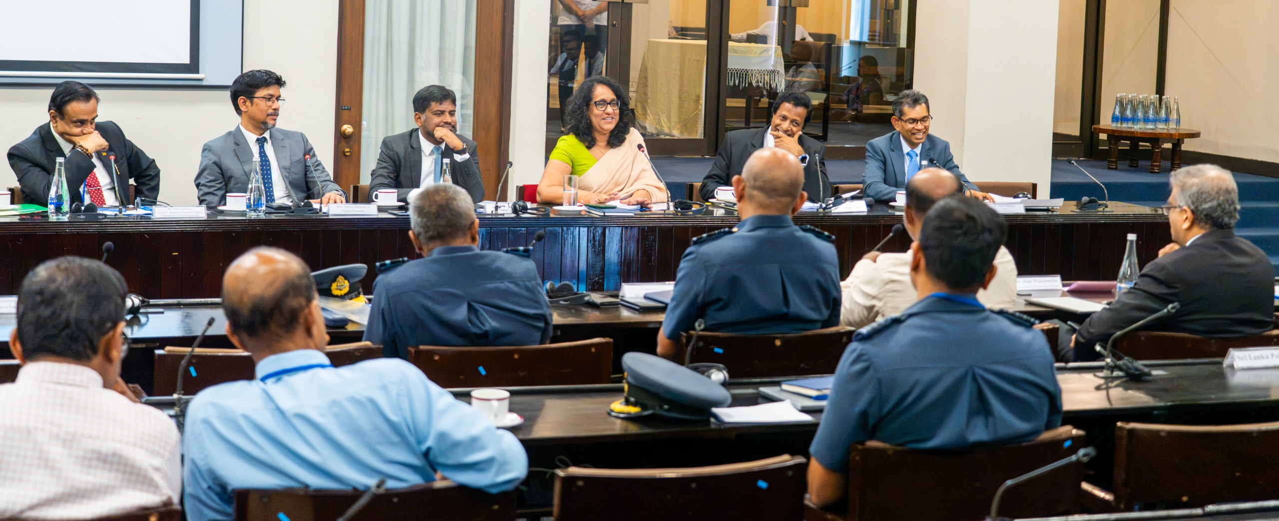 අධ්‍යාපන ඩිජිටල්කරණ ක්‍රියාවලියේ ප්‍රගතිය සහ ඉදිරි ක්‍රියාමාර්ග පිළිබඳ අගමැතිනියගේ අවධානය