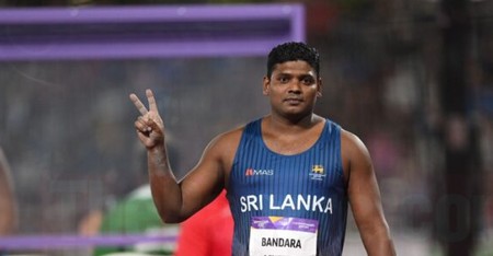පාලිත බණ්ඩාරගෙන් රිදී පදක්කමක්