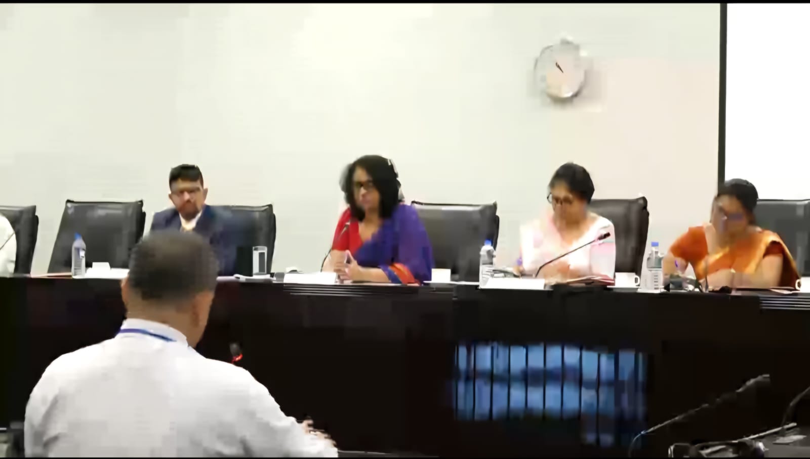 අධ්‍යාපන සභාව පිහිටුවීම පිළිබඳ පාර්ලිමේන්තු අනුකාරක සභාවේ තෙවන රැස්වීම පවත්වයි 