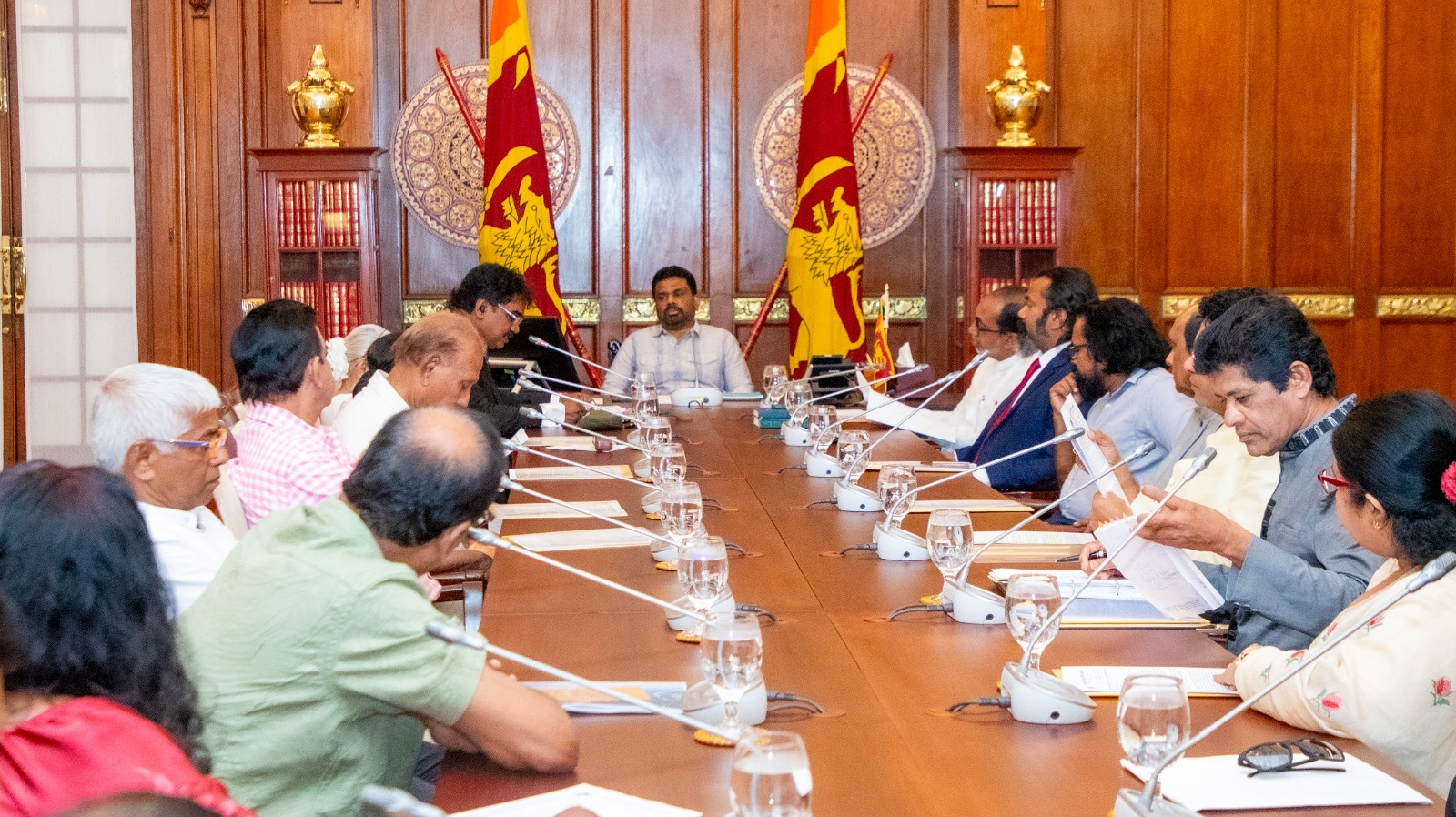 ශ්‍රී ලාංකීය ගායක-ගායිකා සංගමය සහ ජනපති අතර සාකච්ඡාවක්
