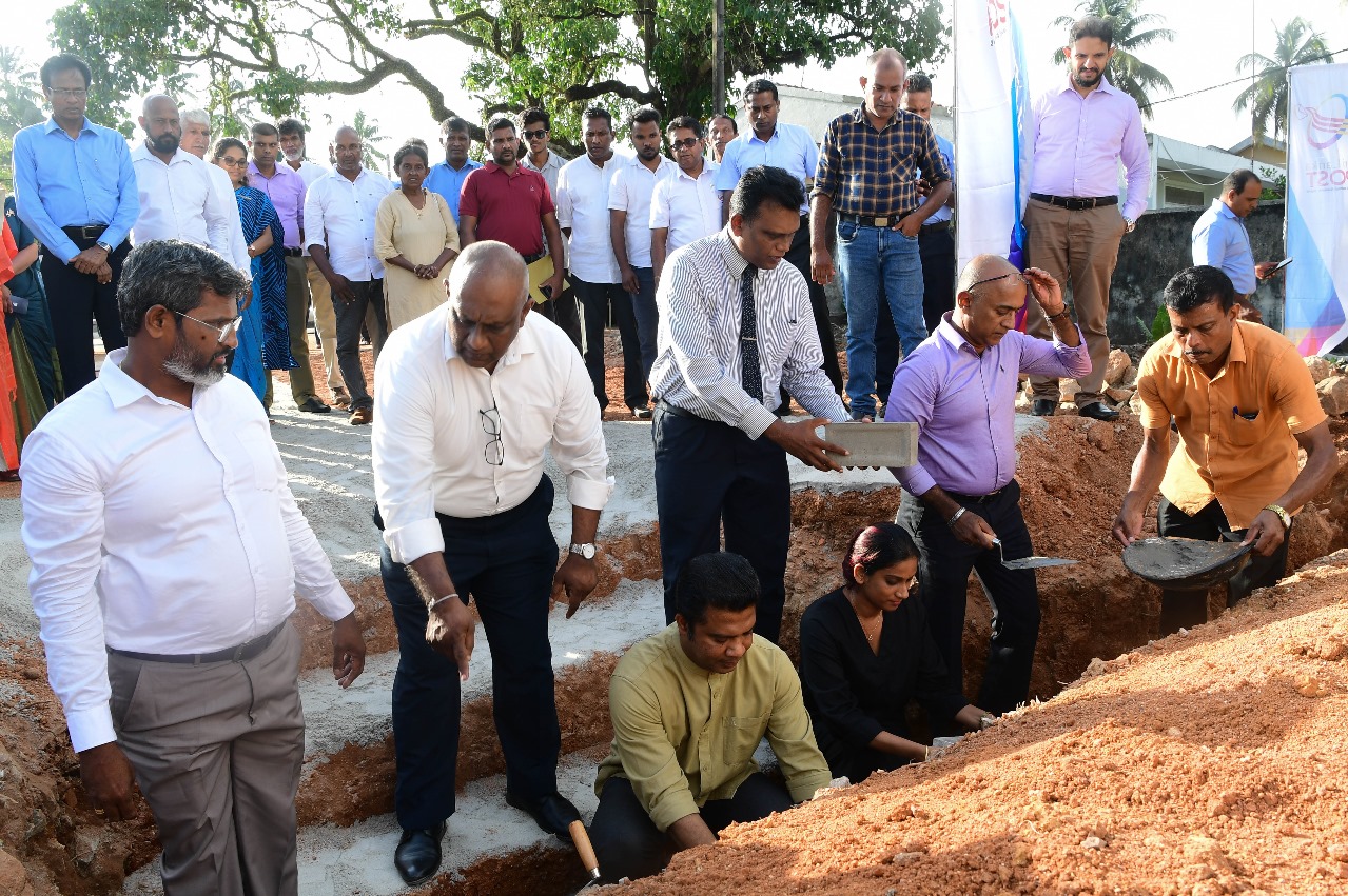 ගාල්ල දිස්ත්‍රික්කයේ බලපිටිය නව තැපැල් කාර්යාල ගොඩනැගිල්ලට මුල්ගල තැබේ 