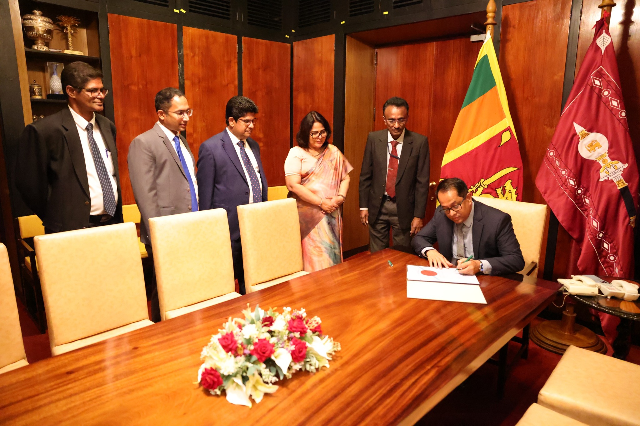 දේශීය ආදායම් පනත් කෙටුම්පත පාර්ලිමේන්තුවේ දී සම්මත වෙයි