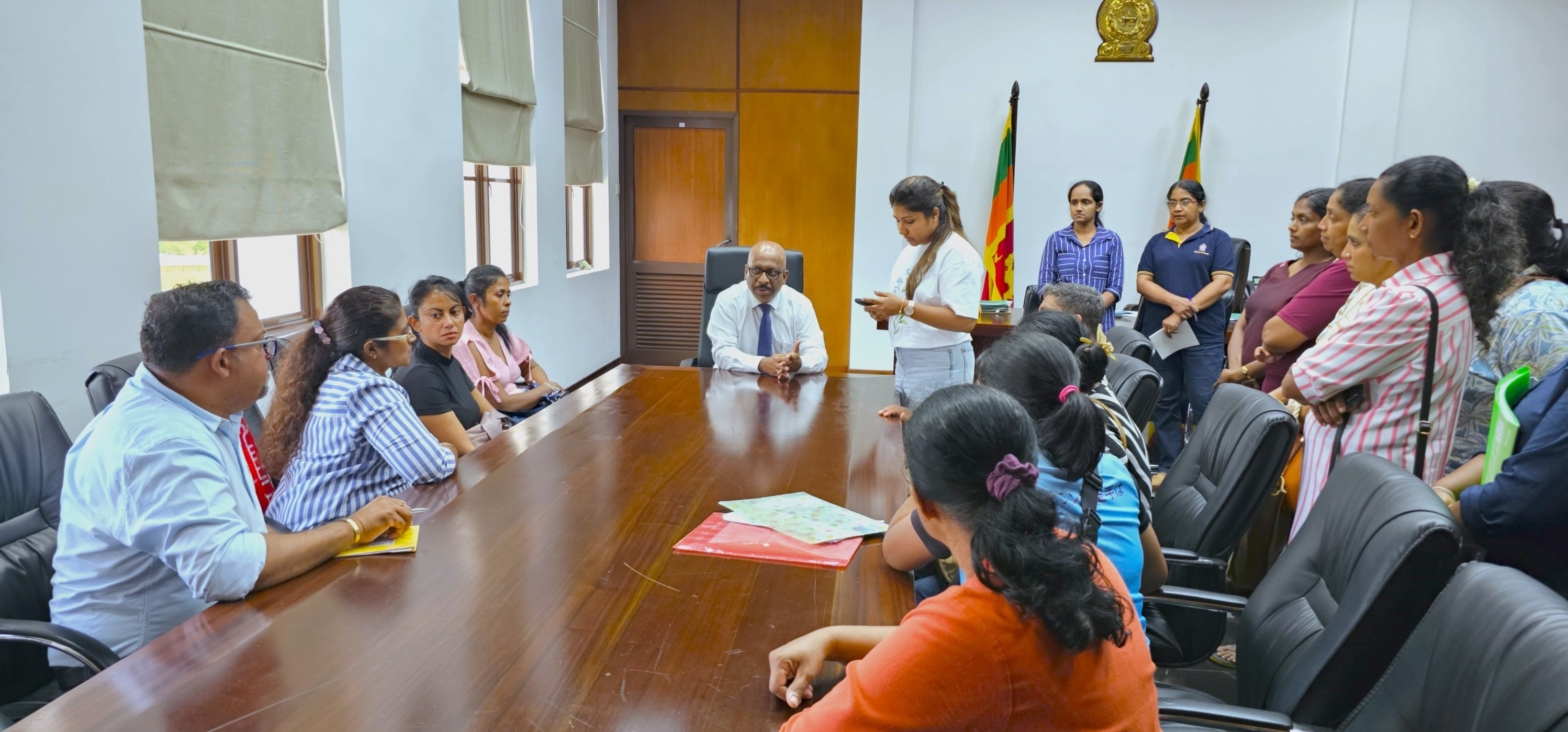 කරාතේ ශූරතාවලියට සහභාගි වීමට නොහැකි වූ ක්‍රීඩක ක්‍රීඩිකාවන් තරුණ කටයුතු සහ ක්‍රීඩා අමාත්‍යවරයා හමුවෙයි