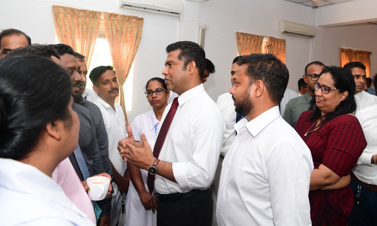 ත්‍රිකුණාමලය දිස්ත්‍රික් මහ රෝහලට රුපියල් මිලියන 1074ක ව්‍යාපෘතියක් 