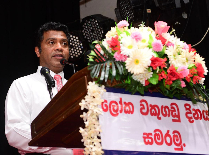 රෝගීන් දුෂ්කරතාවයට පත්වන අයුරින් කටයුතු කළහොත් ජනතාවගේ පැත්තේ සිටගෙන තීන්දු ගන්නවා - සෞඛ්‍ය ඇමති