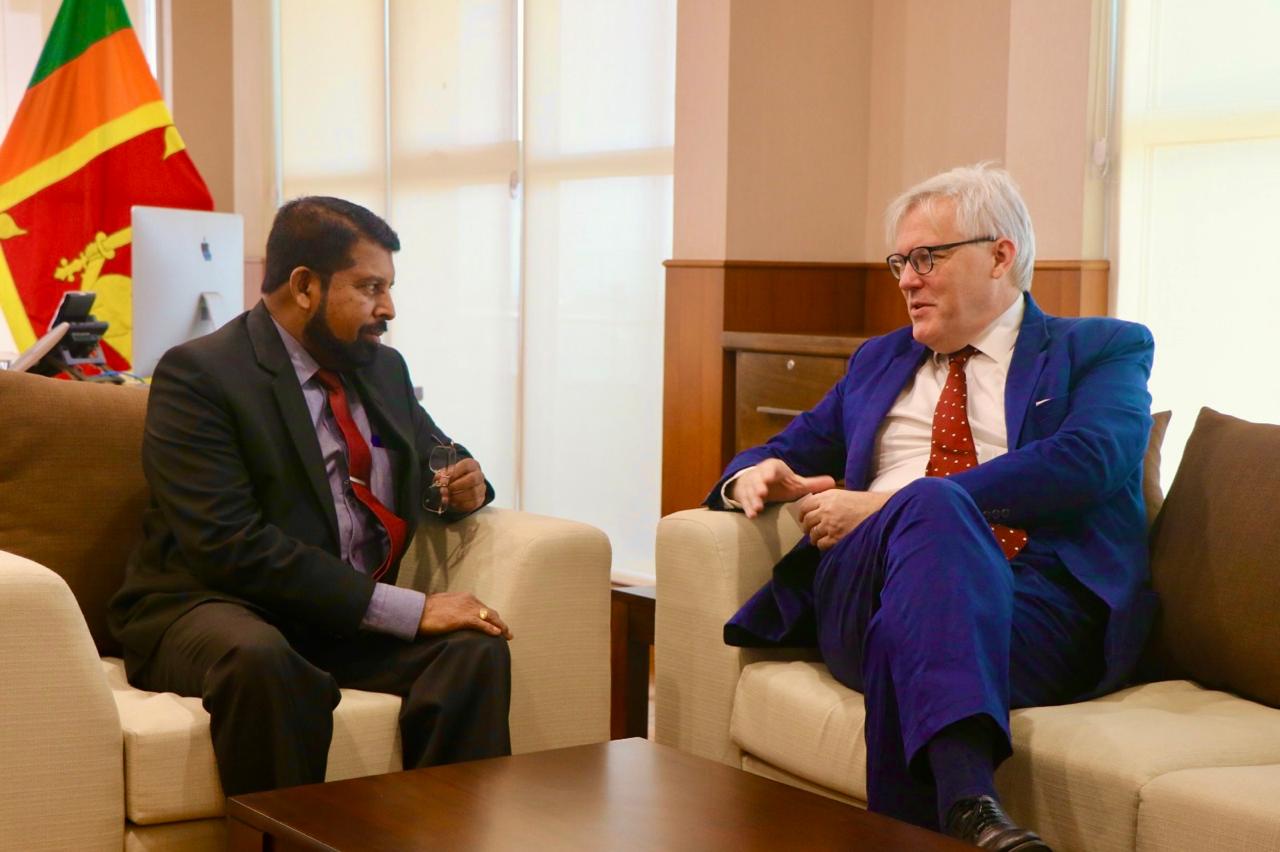 මෙරට රාජ්‍ය සේවා ප්‍රතිසංස්කරණවලදී අවශ්‍ය පුහුණු හා සංවර්ධන කටයුතු සඳහා බ්‍රිතාන්‍යයේ සහාය