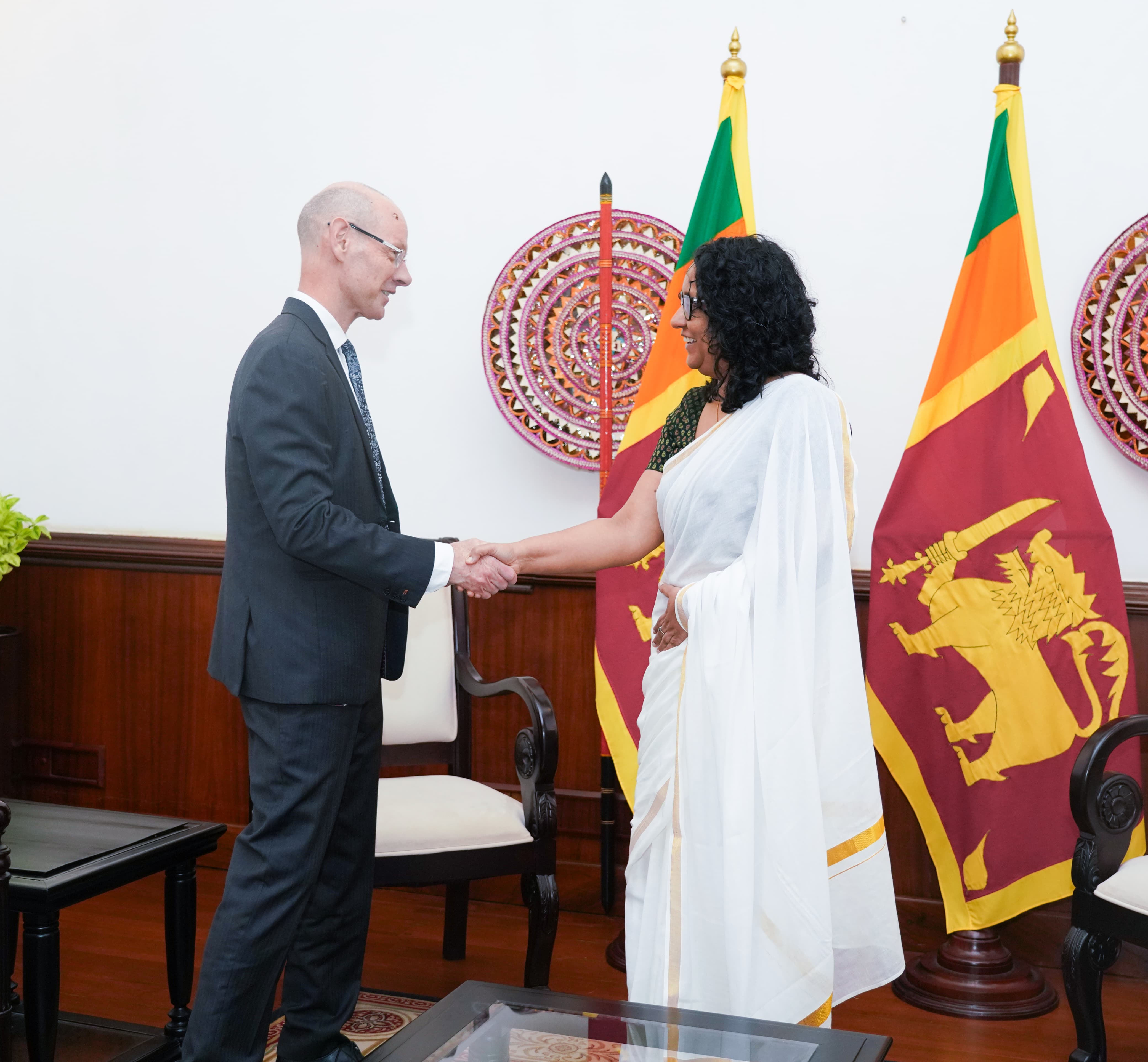 ධූරකාලය අවසන් කරන ශ්‍රී ලංකාවේ ඕස්ට්‍රේලියානු මහ කොමසාරිස්වරයා අගමැතිනිය හමුවෙයි