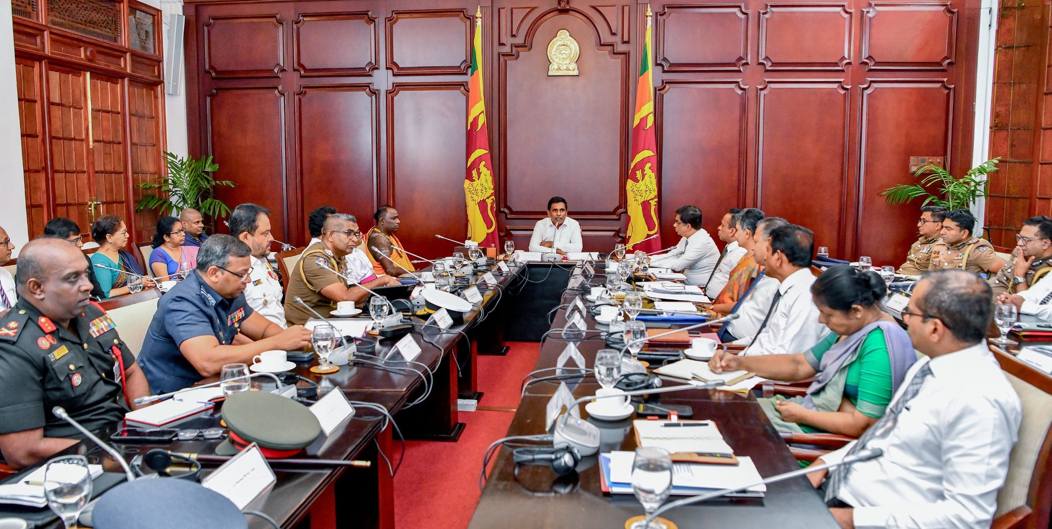 අමාත්‍ය මණ්ඩලය විසින් පත් කරන ලද කමිටුවක් රැස් වෙයි