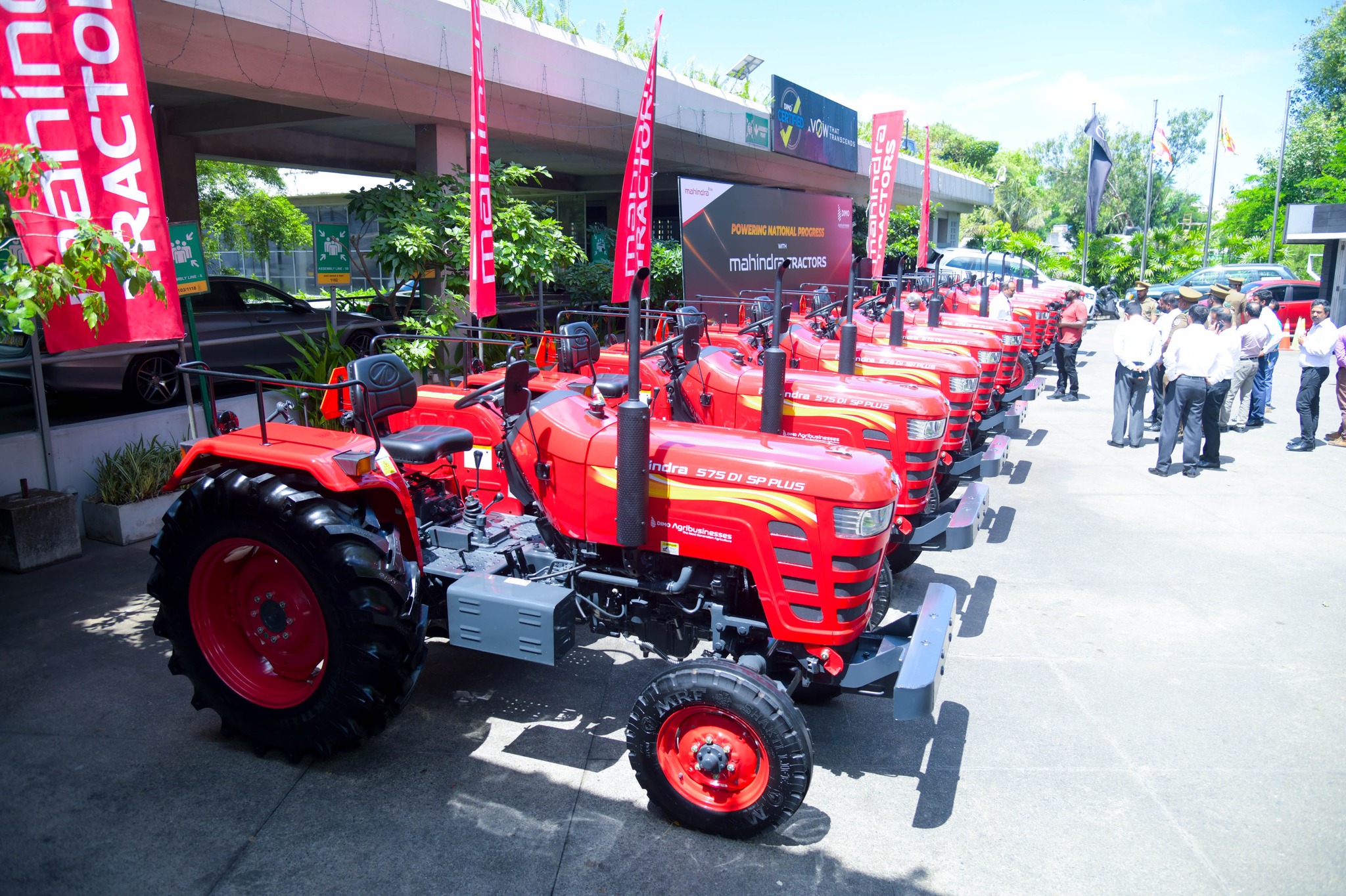 වන අලි කළමනාකරණයට නව ට්‍රැක්ටර් රථ