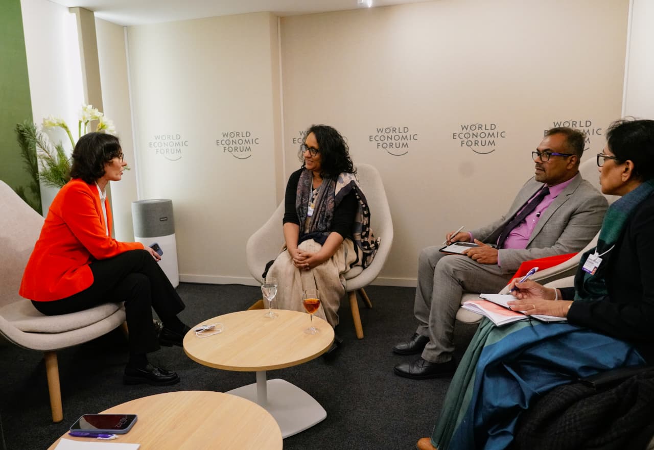 Prime Minister Holds High-Level Meetings with EU, UNDP, and Corporate Leadership at World Economic Forum