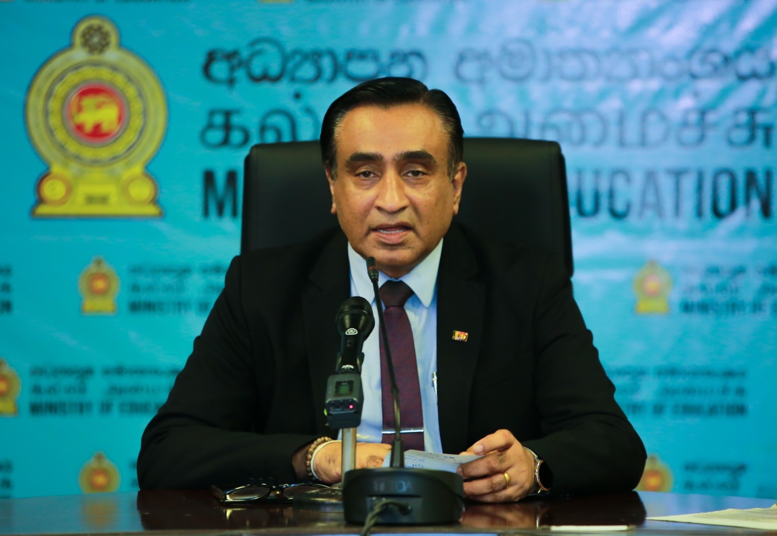 පාසල් ආරම්භ වන දිනයත් කල් යයි 