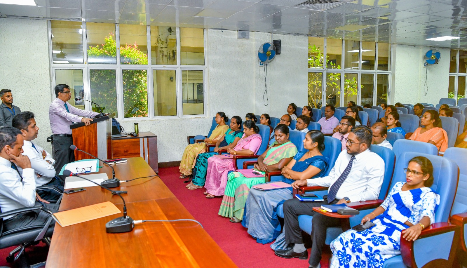 ජනාධිපති අරමුදලේ කටයුතු පිළිබඳ සබරගමුව පළාත් විෂය නිලධාරීන් දැනුවත් කෙරේ