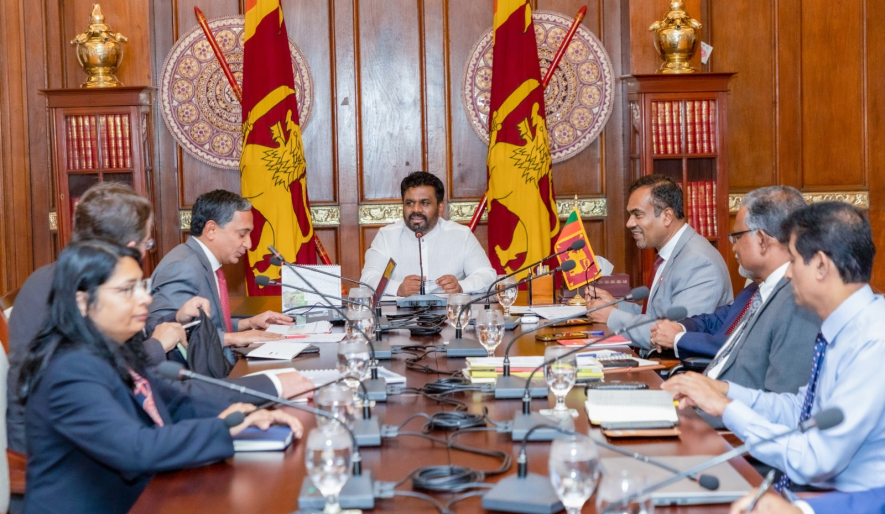 IMF ඉලක්ක සපුරා ගැනීම සහ ජනතාව වෙත වන පීඩනය ලිහිල් කිරීම සඳහා වන විකල්ප විසඳුම් වෙනුවෙන් පෙනී සිටින බව ජනපති යළි තහවුරු කරයි 