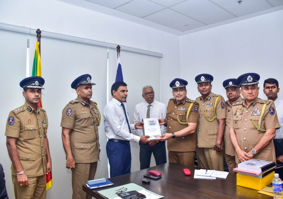 ගැරඬිඇල්ල මාරක බස් අනතුර සම්බන්ධයෙන් පත් කළ කමිටුව නිර්දේශ දෙයි 