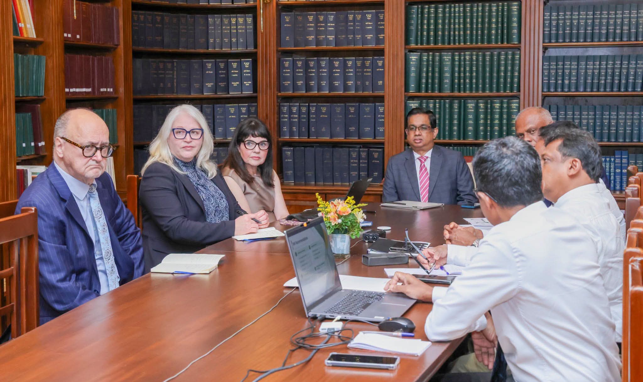 රාජ්‍ය ආදායම් රැස් කරන ප්‍රධාන ආයතනවල ප්‍රතිසංස්කරණ සහ නවීකරණ ප්‍රගතිය සමාලෝචනයට