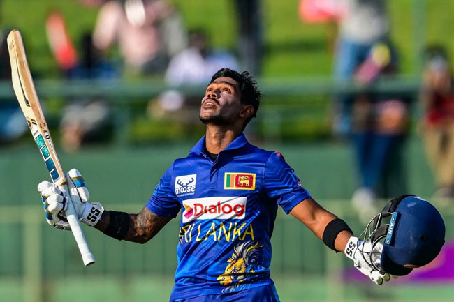 ICC ශ්‍රේණිගත කිරීම්වල පැතුම් ඉදිරියට 