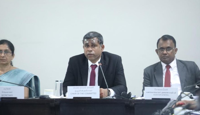 ශ්‍රී ලංකා සිවිල් ගුවන් සේවා අධිකාරියට පවතින නීති රාමු තුළ කටයුතු කරන ලෙස  කෝප් කමිටුවෙන් උපදෙස් 