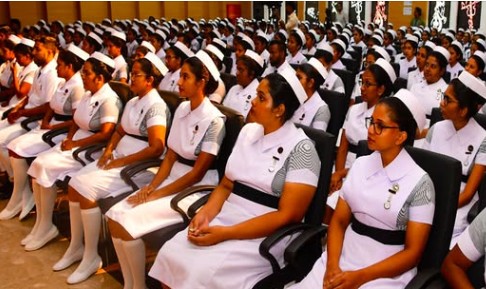මෙරට රෝගී සත්කාර සේවාවන් ශක්තිමත් කිරීමට නවක සෞඛ්‍ය වෘත්තිකයන් 309ක් සුව සේවාවට