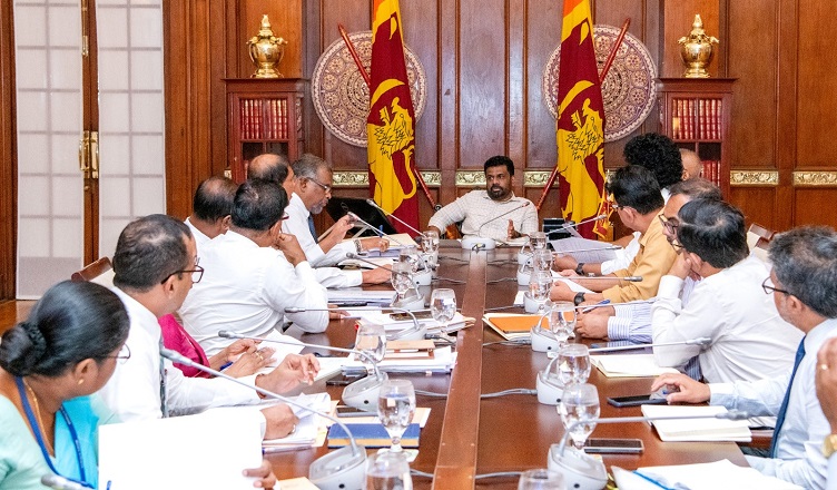 අයවැය ලේඛනය සකස් කිරීමේ අවසන් අදියරේ පූර්ව සාකච්ඡාවක් ජනපති ප්‍රධානත්වයෙන්