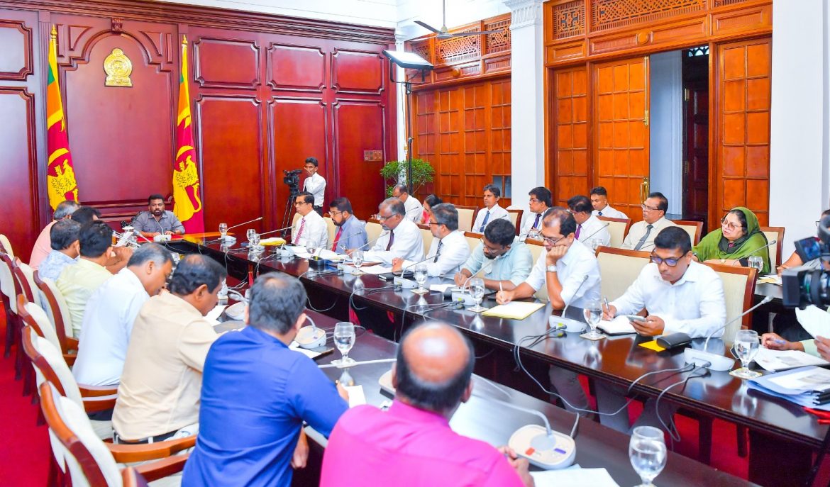 ලබන අයවැයට යෝජනා ගැනීම අරඹයි
