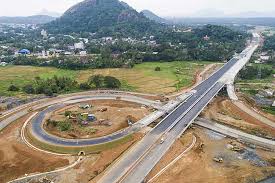 මධ්‍යම අධිවේගයේ පොතුහැර සිට රඹුක්කන දක්වා ඉදිකිරීම් ඇරඹෙයි