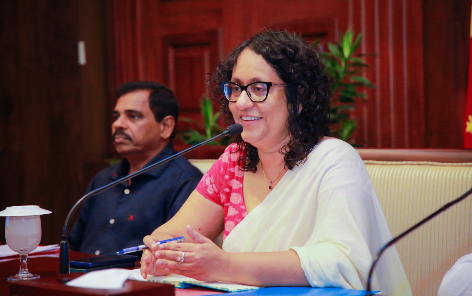 දුෂ්කර ප්‍රදේශවලට වැඩි මුල්‍ය පහසුකම් ලබා දෙමින් යටිතල පහසුකම් දියුණු කරන්න අවශ්‍යයි- අගමැතිනී