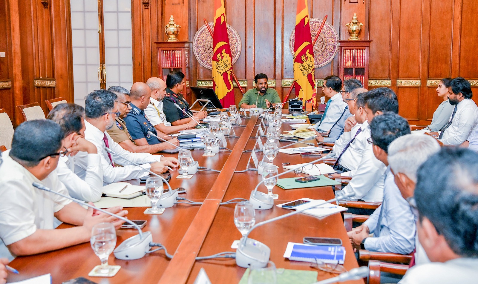 “ක්ලීන් ශ්‍රී ලංකා ” වැඩසටහන ගැන විශේෂ සාකච්ඡාවක්