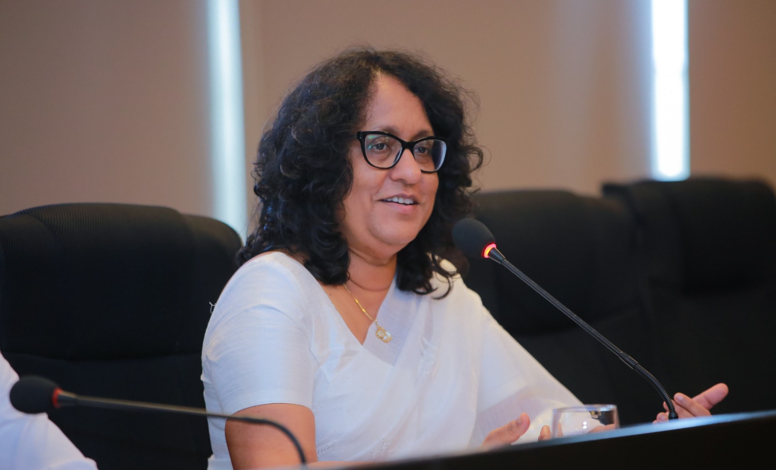 මොඩියුල ක්‍රමය හඳුන්වා දීමෙන් දරුවාට ගුණාත්මක අධ්‍යාපනයක් ලබා දීමයි රජයේ අරමුණ - අගමැතිනී 