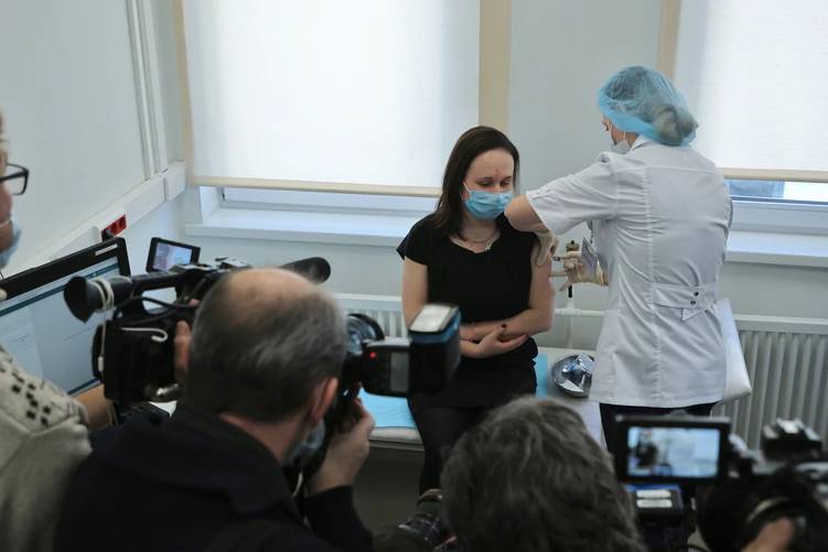 Russia Begins Coronavirus Vaccination Program 