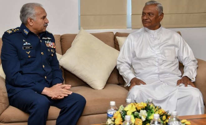 Pakistan assures military support for Sri Lanka