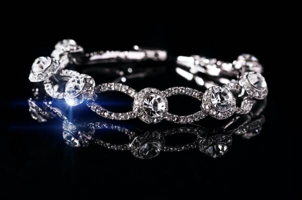 Gem, diamond and jewellery exports double