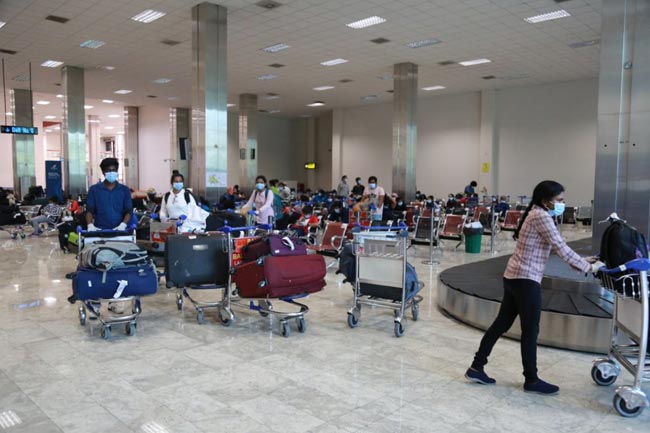 315 expatriate workers returned from Oman