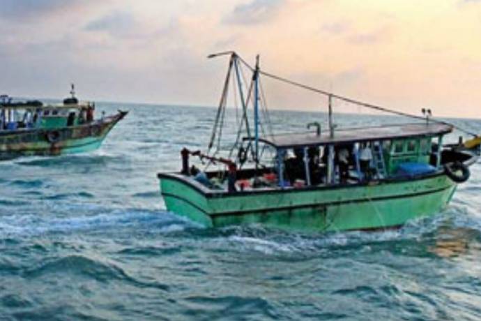 Sri Lankan fishermen caught poaching Seychelles waters