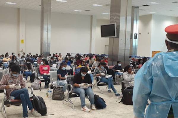 331 stranded Sri Lankans return from US, UAE